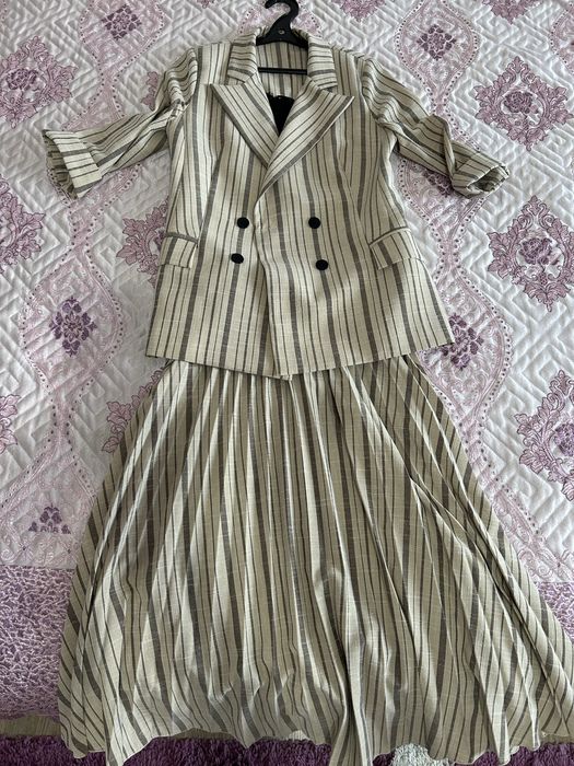 Женская одежда,  разгрузка гардероба