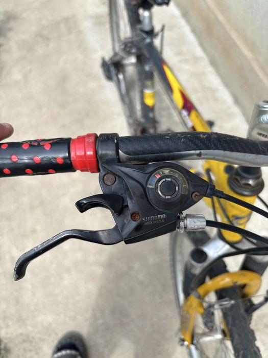 Vând bicicleta MBK