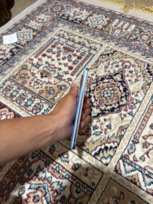 Google pixel 8 pro иедал