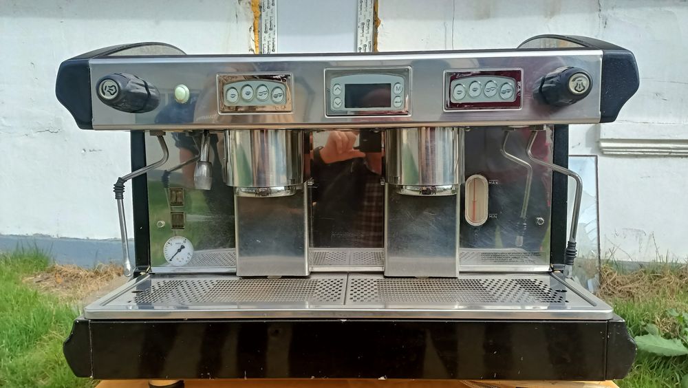 Vand espressor illy