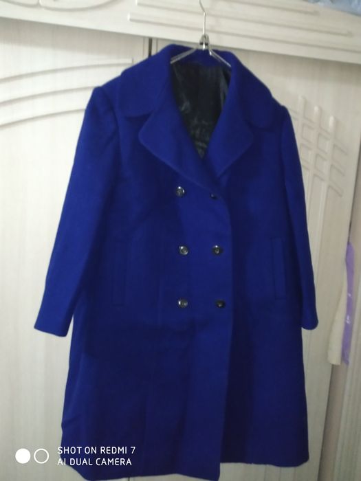 Пальто темно синий 52 размер