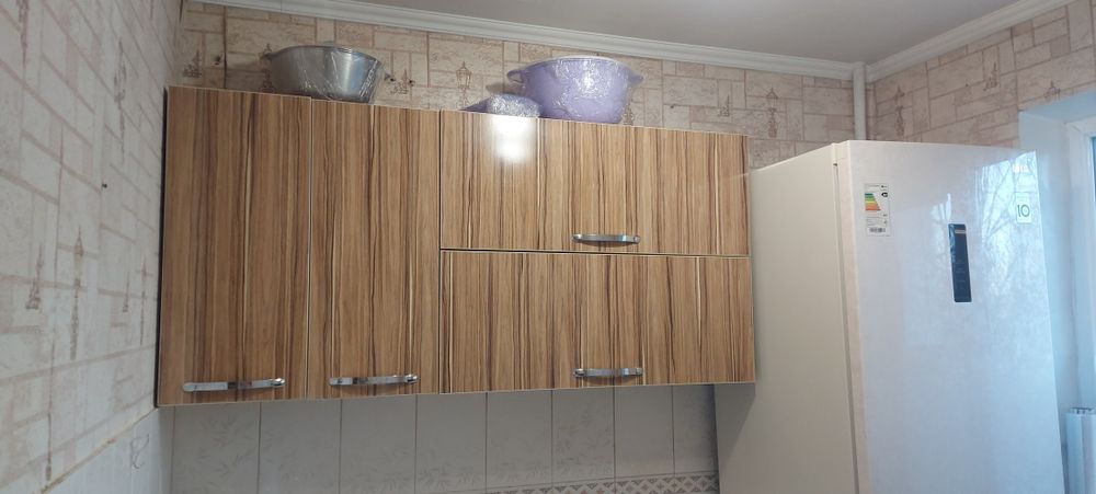 Срочно продам кухонный гарнитур