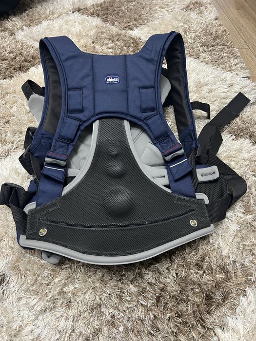 Marsupiu bebe Chicco