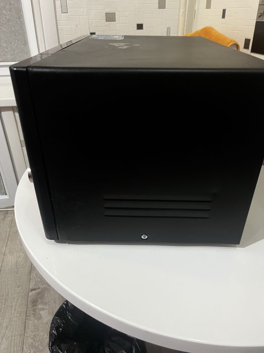 Продам микроволновку. Samsung.