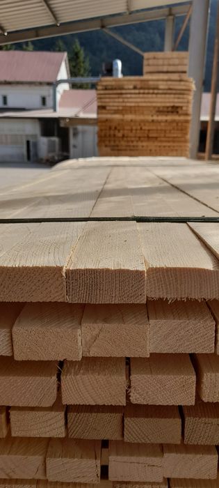 Vând cherestea căpriori din stoc sau la comanda