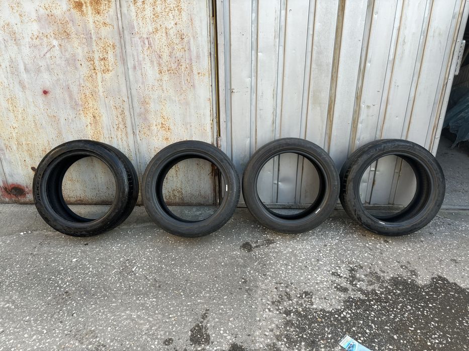 Гуми: 225/45 R17