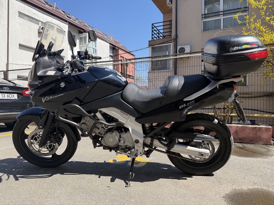 Suzuki V-Strom DL650 din 2004