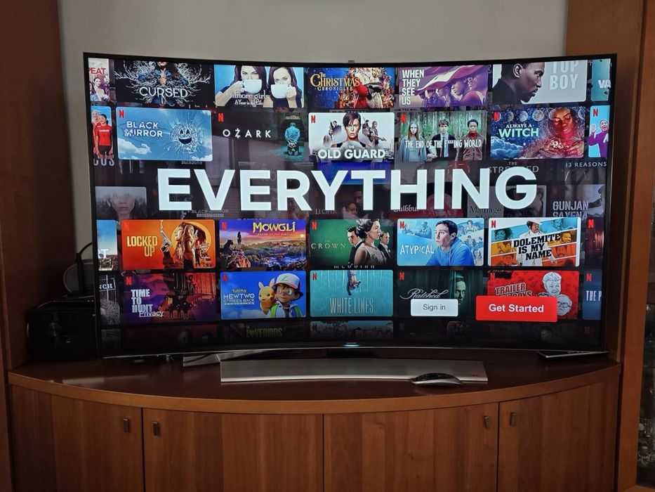 Samsung UE65HU8500 – 65” Curved 4K Smart TV