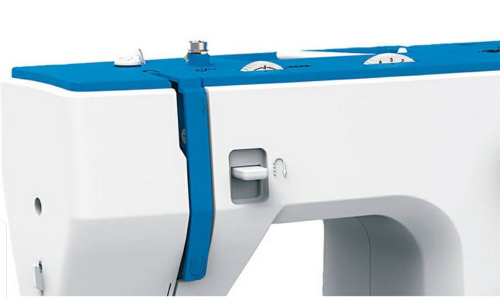 Швейная машинка продам