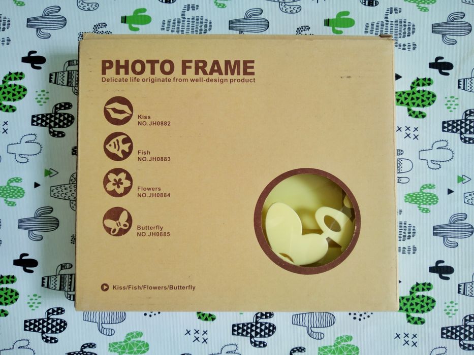 Новая фоторамка в коробке