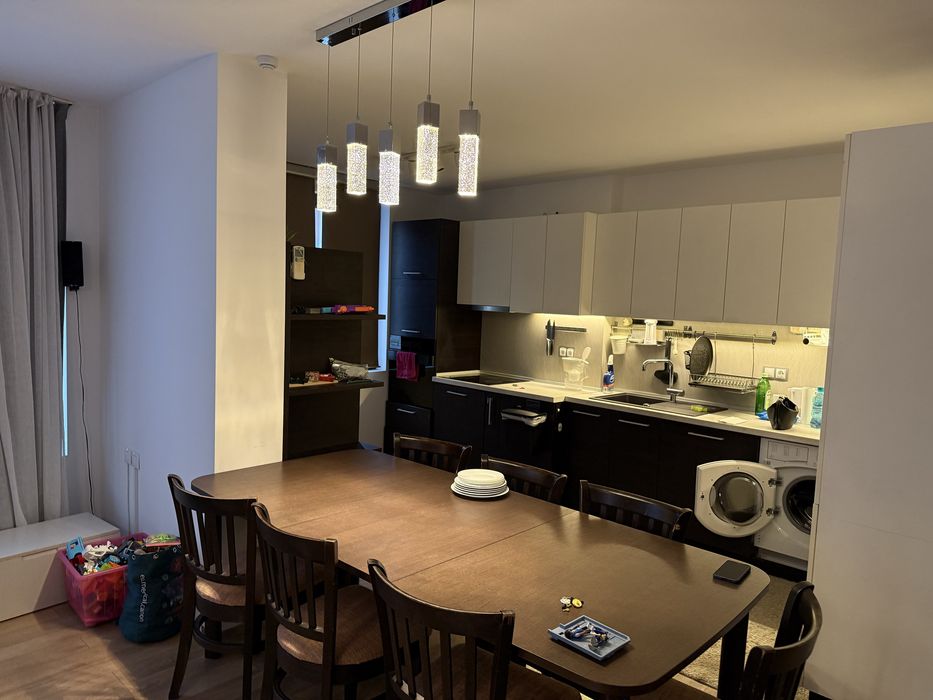 Дава се под наем Тристаен апартамент в София, Полигона - 117 кв.м за 1020 € - Снимка #3