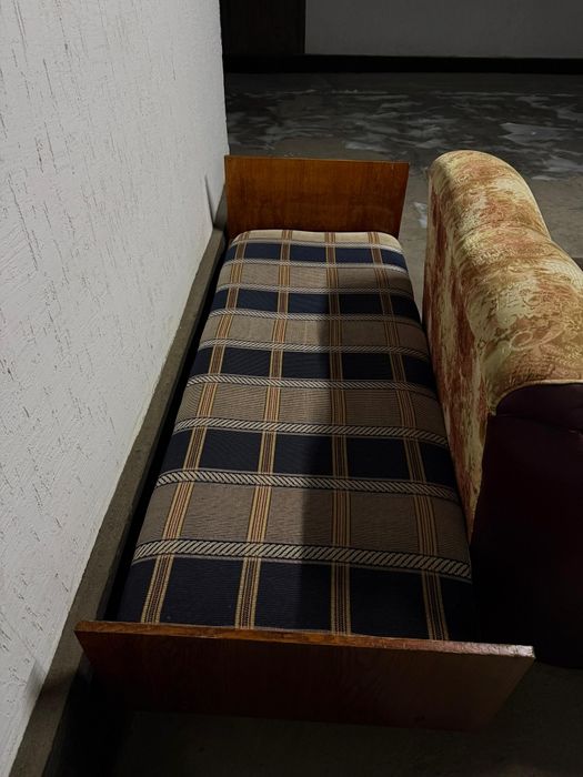 Продам односпальную кровать
В хорошем состоянии.