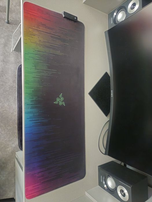 Три коврика Razer