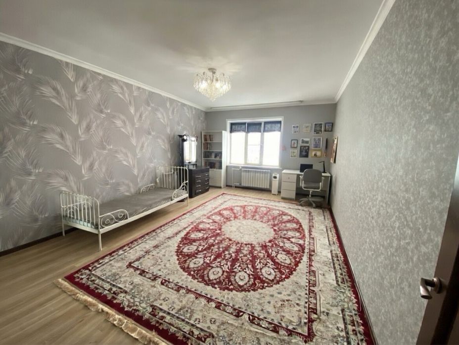 Продам 2-х комн квартиру в 5 мкр