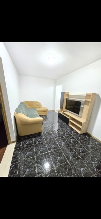 Apartament de închiriat