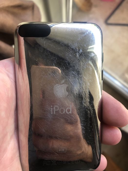 ipod  touch 2-gen 8gb