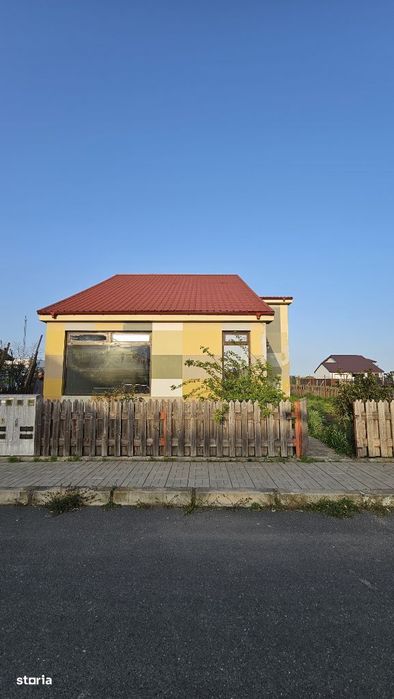 Cumpana-vila P+M, teren 320mp, constructie solida