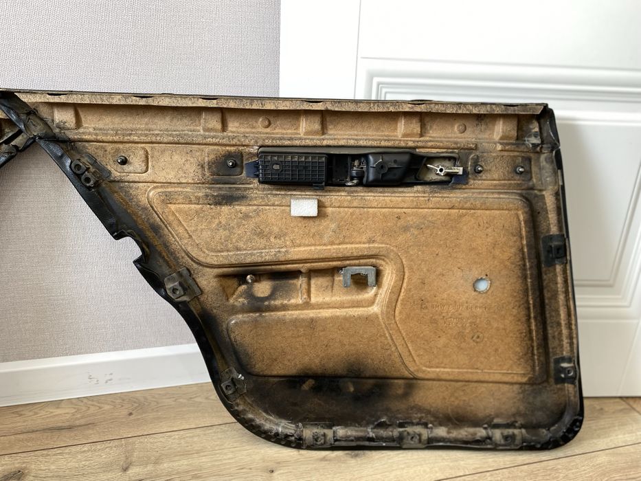 Дверные карты бмв Е34