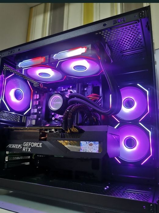 Unități PC Gaming pe comanda