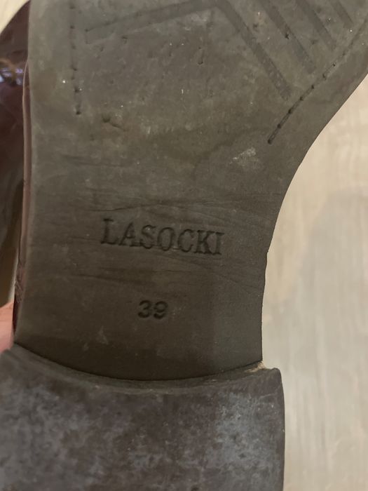 Кожени обувки Lasocki номер 39
