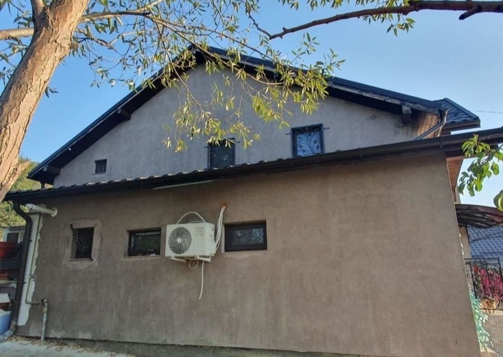 Vând Casa Parter plus mansardă