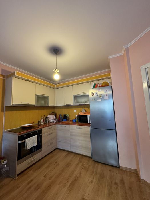 Дава се под наем Двустаен апартамент в Бургас, Лазур - 65 кв.м за 90000 € - Снимка #3