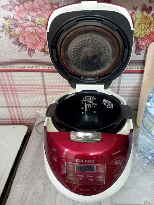 Продаю рисоварку Cuckoo