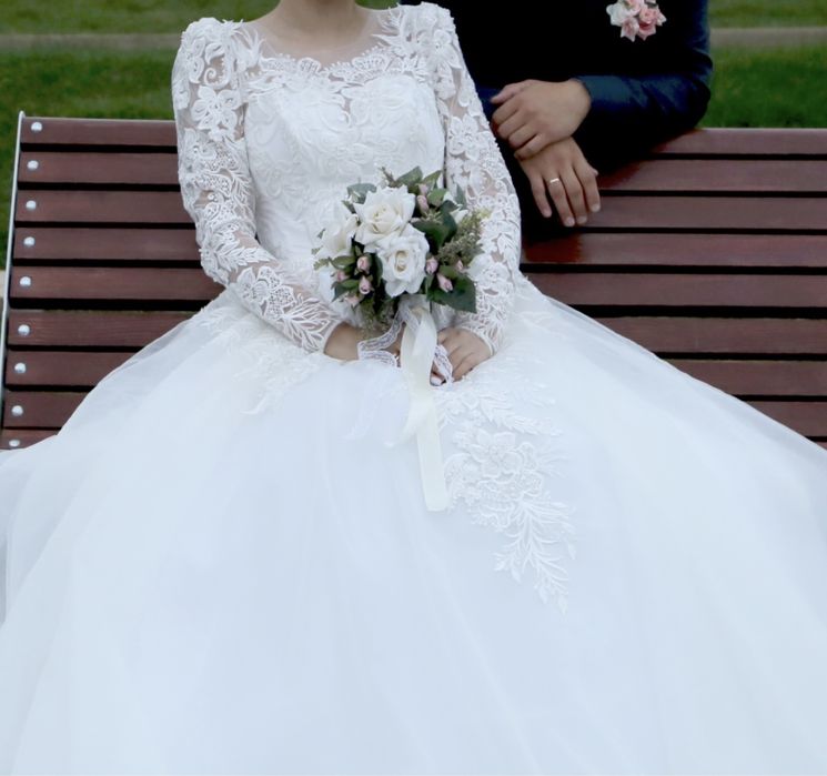 Платье свадебное