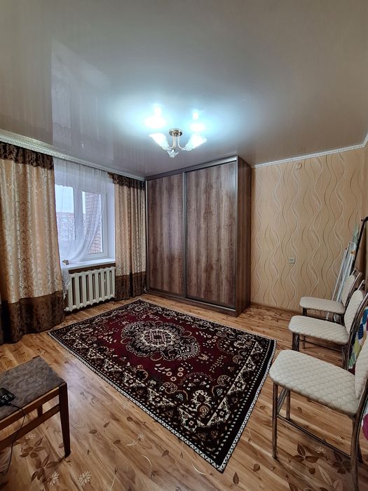 Продам 3 комнатную квартиру район .