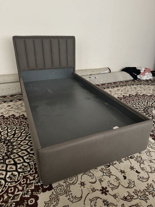 Krovat myagkiy    Мягкий кровать