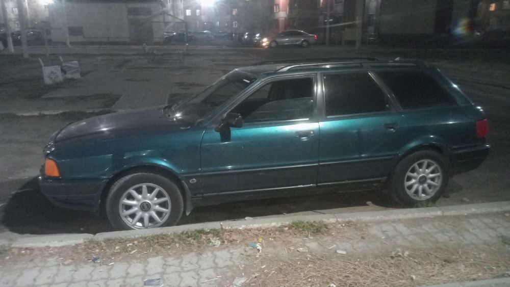 Продам машину в среднем состоянии