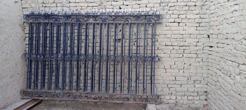 Panjaralarni sotamam. Shundan 70 Dona bor.