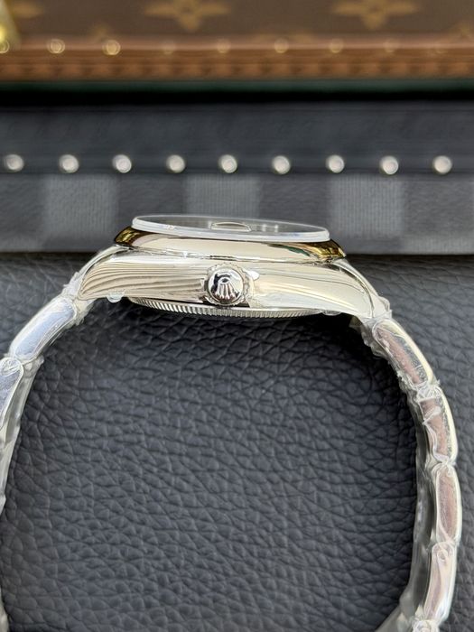 Rolex Oyster Perpetual 31 Grey Dial