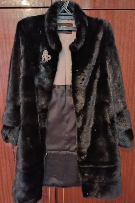 Продам норкувую шубу