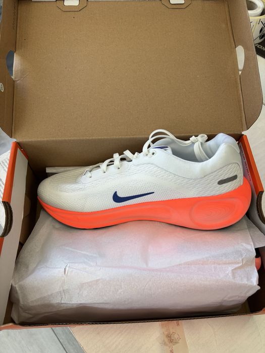 Маратонки Nike 41 номер