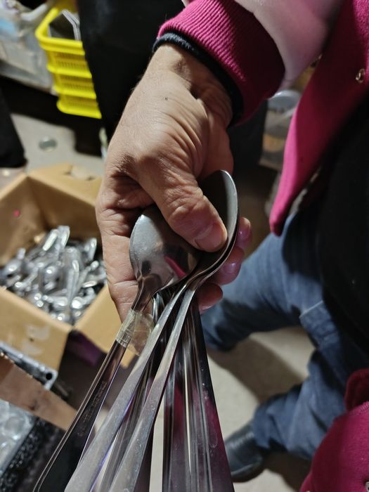 Продам ложки и вилки