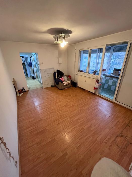 Apartament 4 camere Militari Apusului