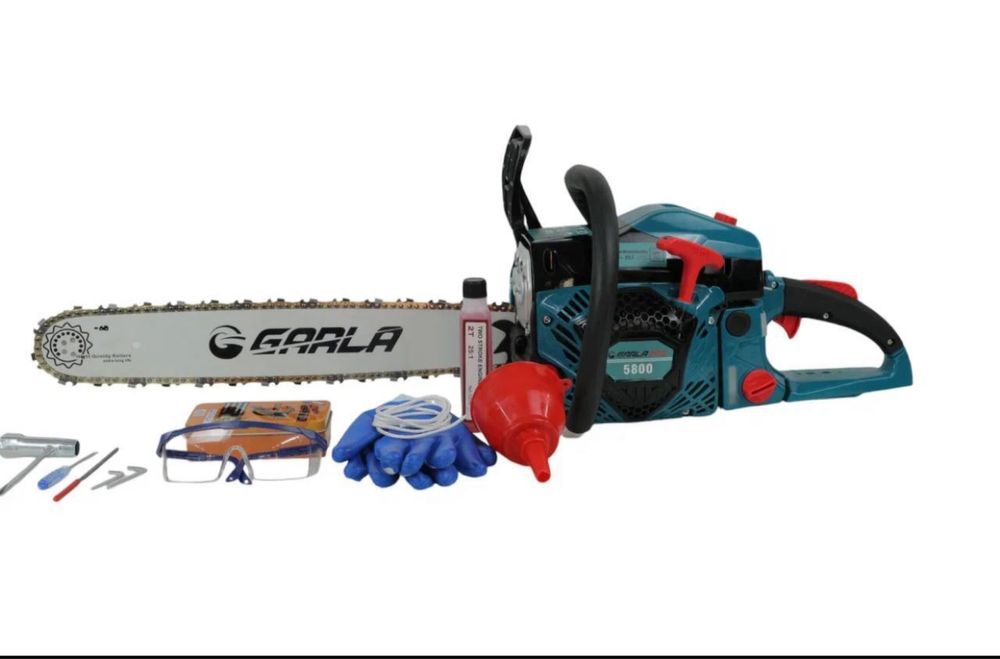 Бензопила. Пила бензиновый новый.