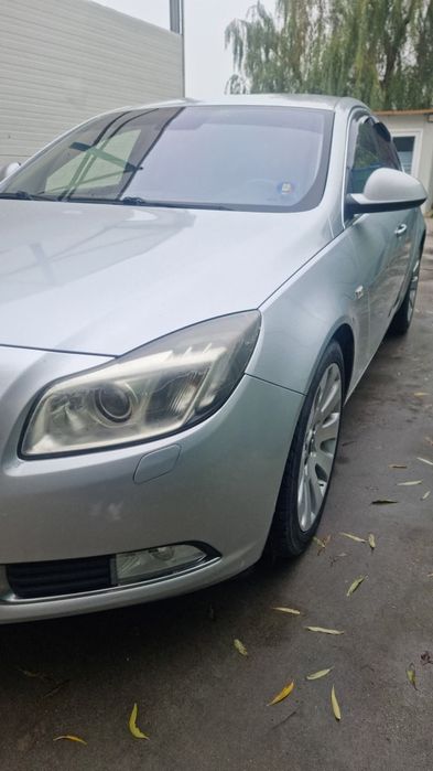 Vând sau schimb Opel Insignia