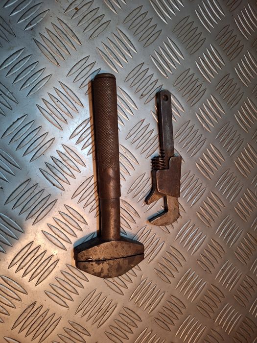 Тресчотка New Britain и раздвижен ключ BARCALO BUFFALO