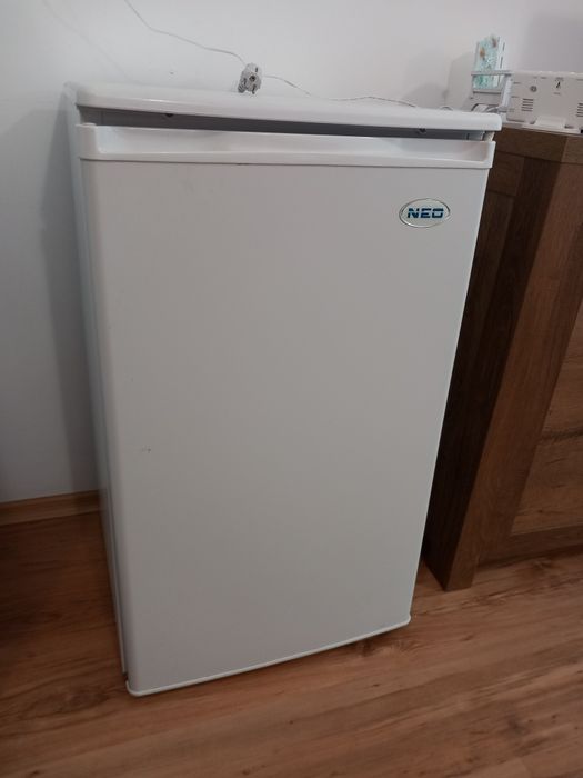 Хладилник Neo BC-145-K