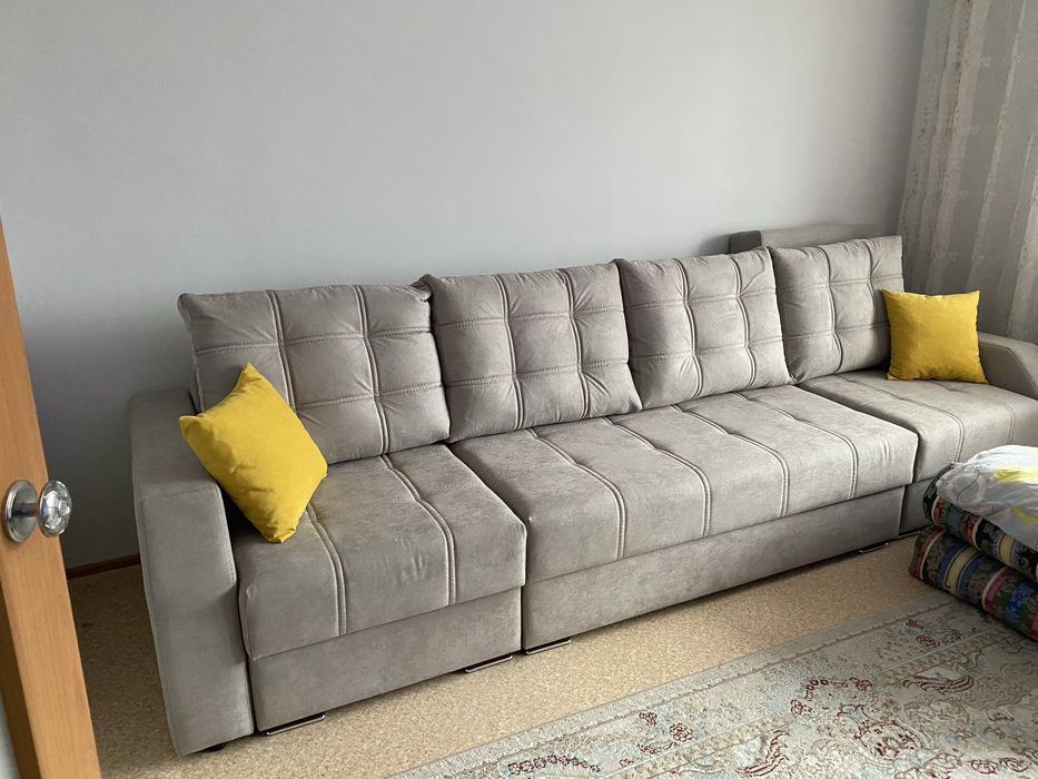 Продам Диван 3,30метр