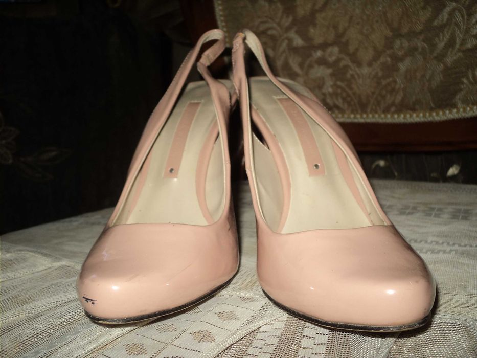 Женская обувь,лето...