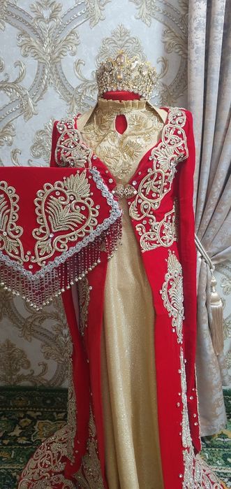 Женская одежда ансамбль