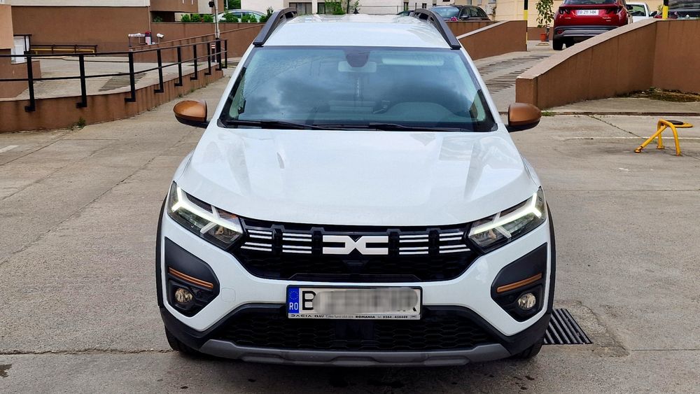 Dacia Jogger EXTREME HYBRID 1.6 ~ 140cp Cutie automata 2023  ~~km 38000