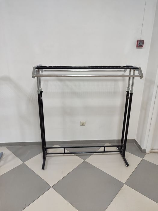 Стойка для одежды