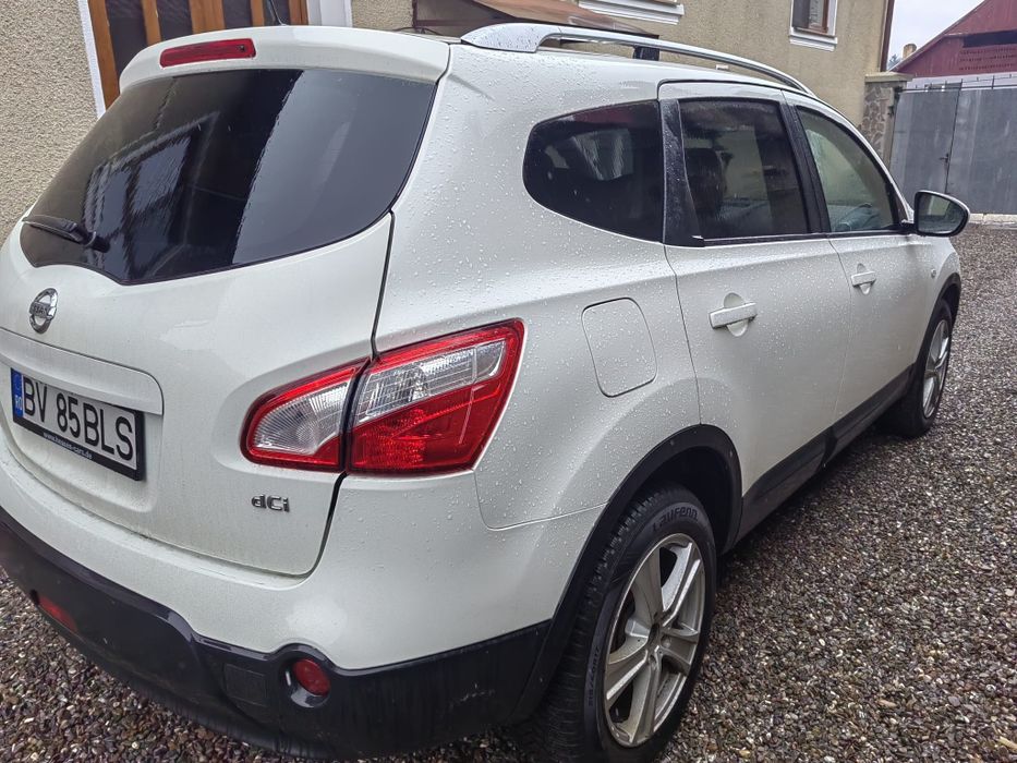 Nissan qashqai 2+