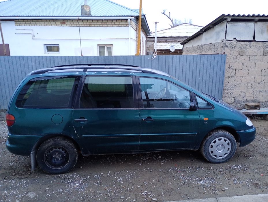 Фольксваген Шаран