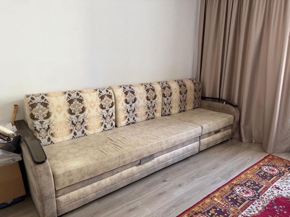 Диван б/у, 3м угловой