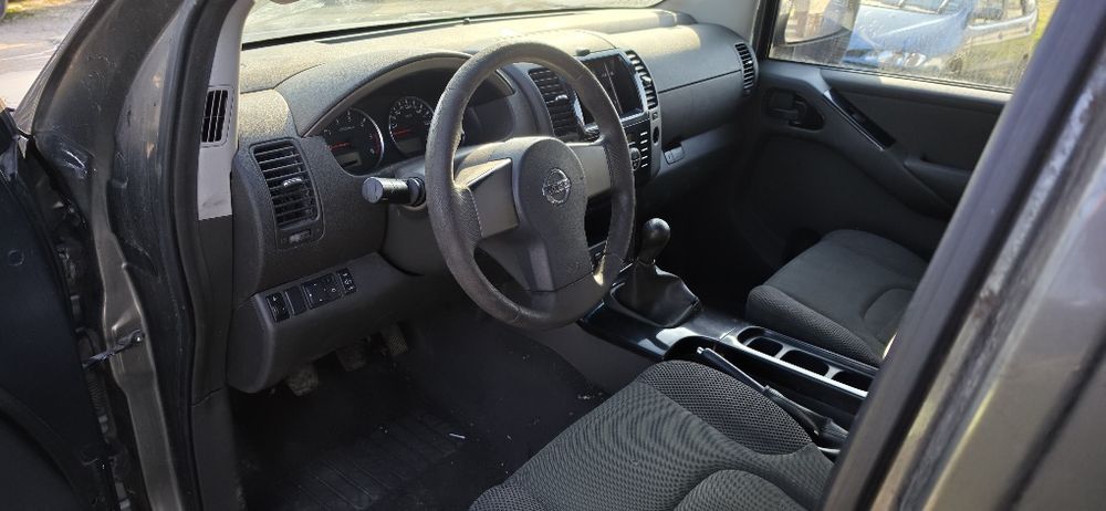 Нисан Патфайндер 2.5дци 174кс на части Nissan Pathfinder 2.5DCI 174hp